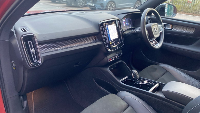 Volvo Xc40 1.5 T4 Recharge PHEV R DESIGN 5dr Auto Estate